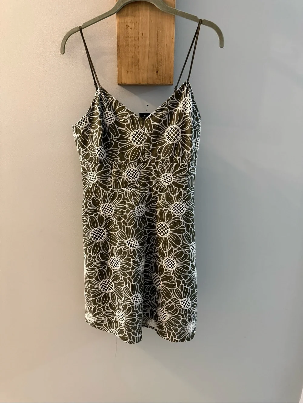 EXPRESS Floral Lace Overlay Slip Dress - Olive & White, S, NWTs